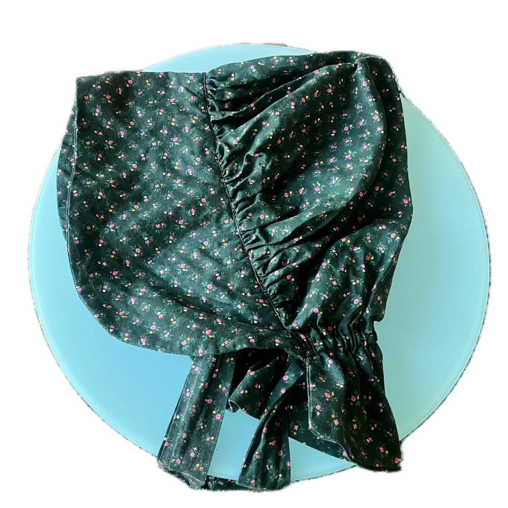 Handmade Vintage 70s Floral Sun Bonnet Green Prairie Pioneer Cottagecore Hat